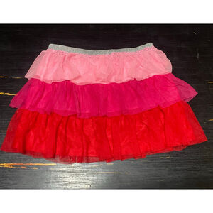 Girls 14/16 unbranded Tiered Tulle Skirt Pink Red